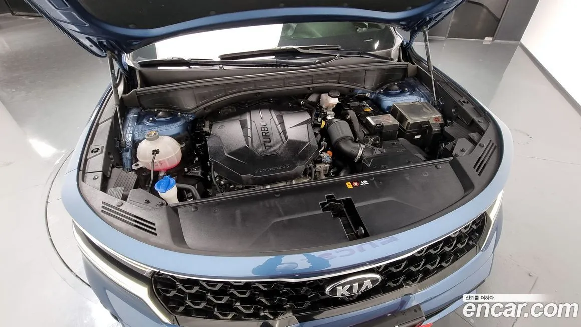 Kia Sorento — фото 6