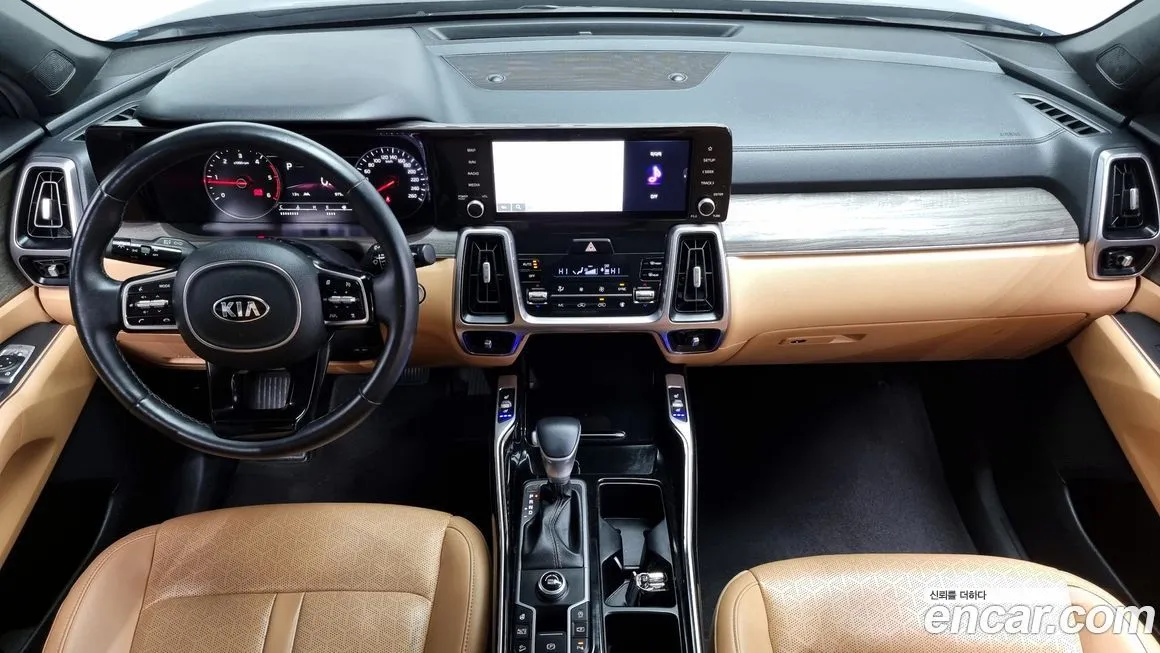 Kia Sorento — фото 7