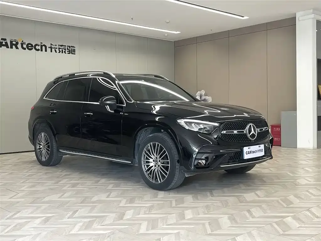 Mercedes-Benz GLC 2023 из CN, фото 2