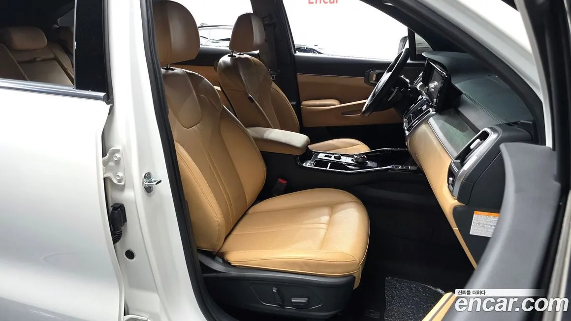 Kia Sorento — фото 10