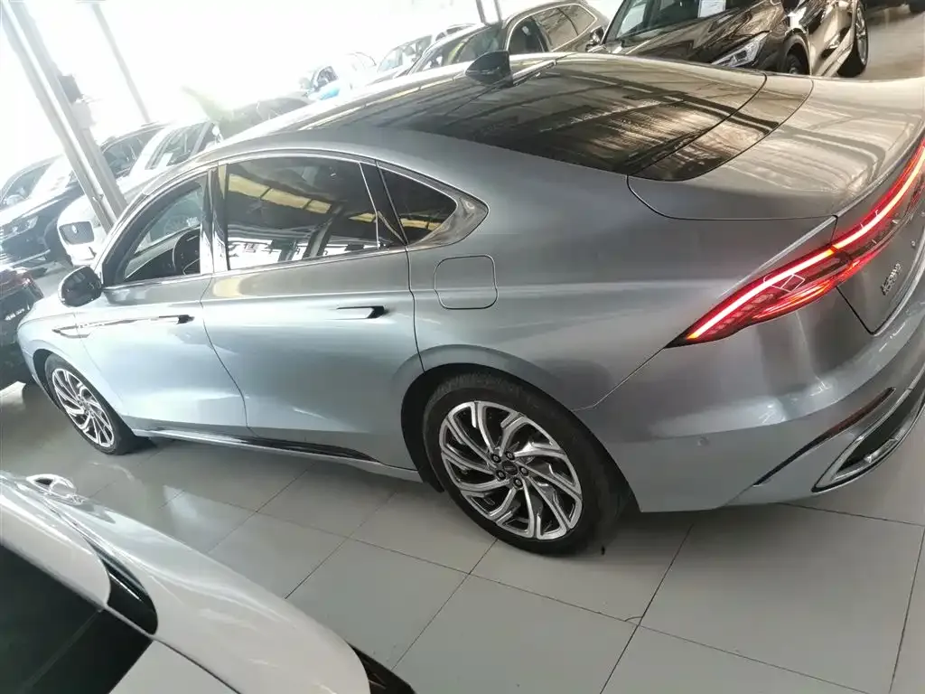 Lincoln Z 2022 из CN, фото 5