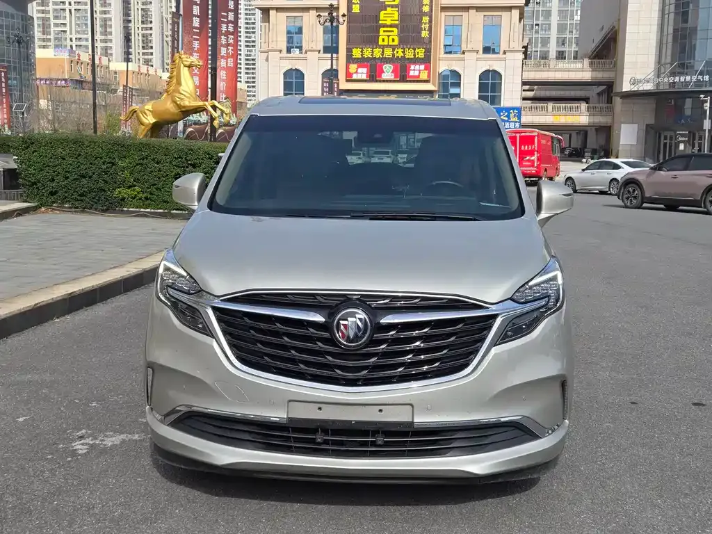 Buick GL8 2021 из CN, фото 2