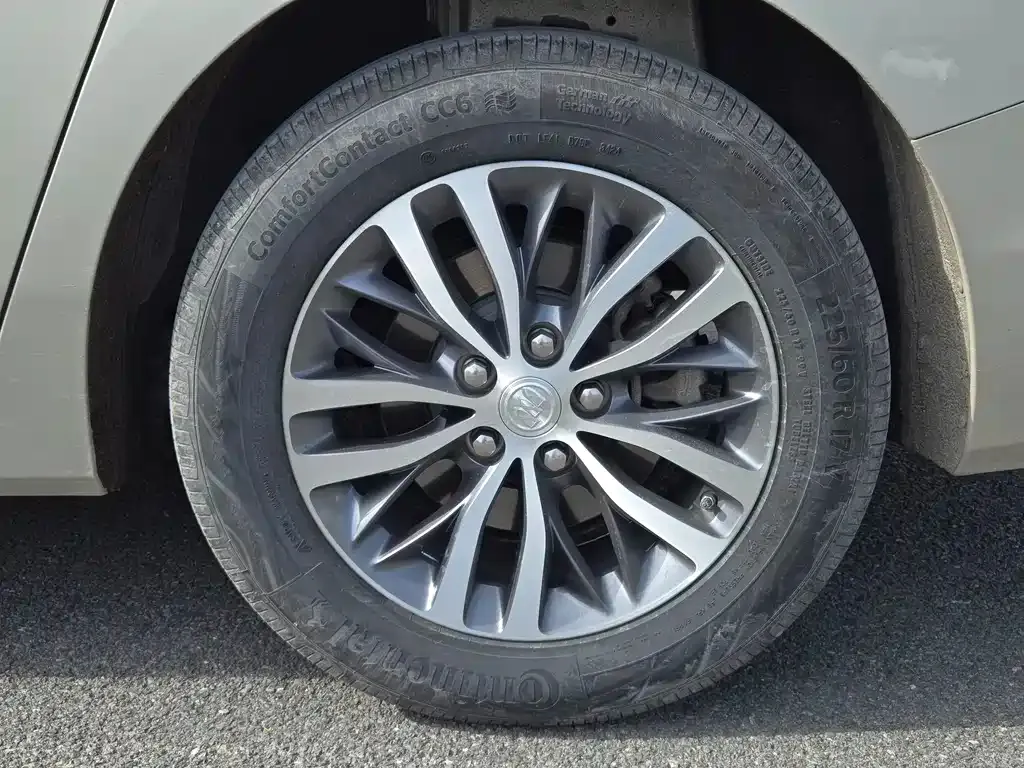 Buick GL8 2021 из CN, фото 9