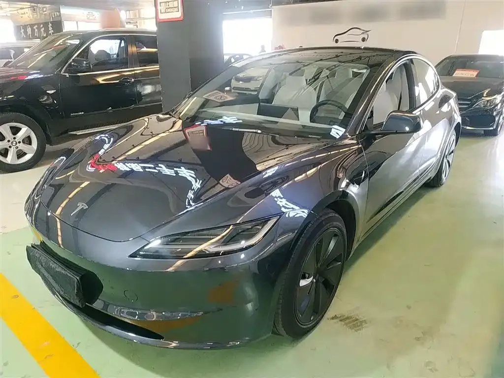 Tesla Model 3 2025 из CN, фото 2