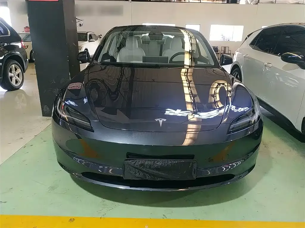 Tesla Model 3 2025 из CN, фото 3