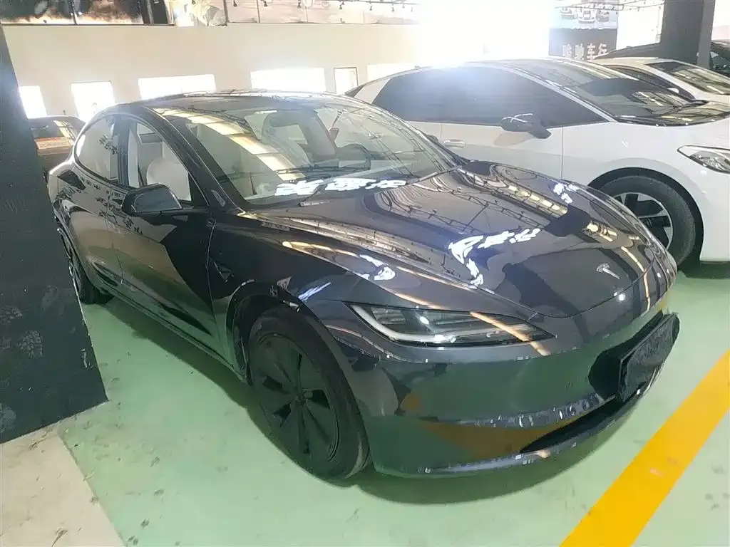 Tesla Model 3 2025 из CN, фото 4