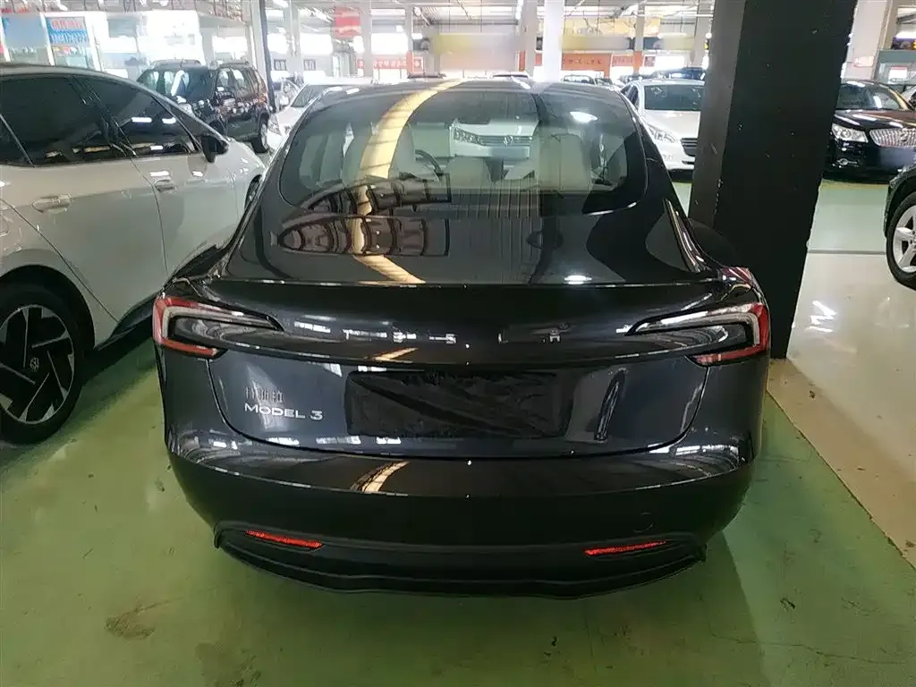Tesla Model 3 2025 из CN, фото 6