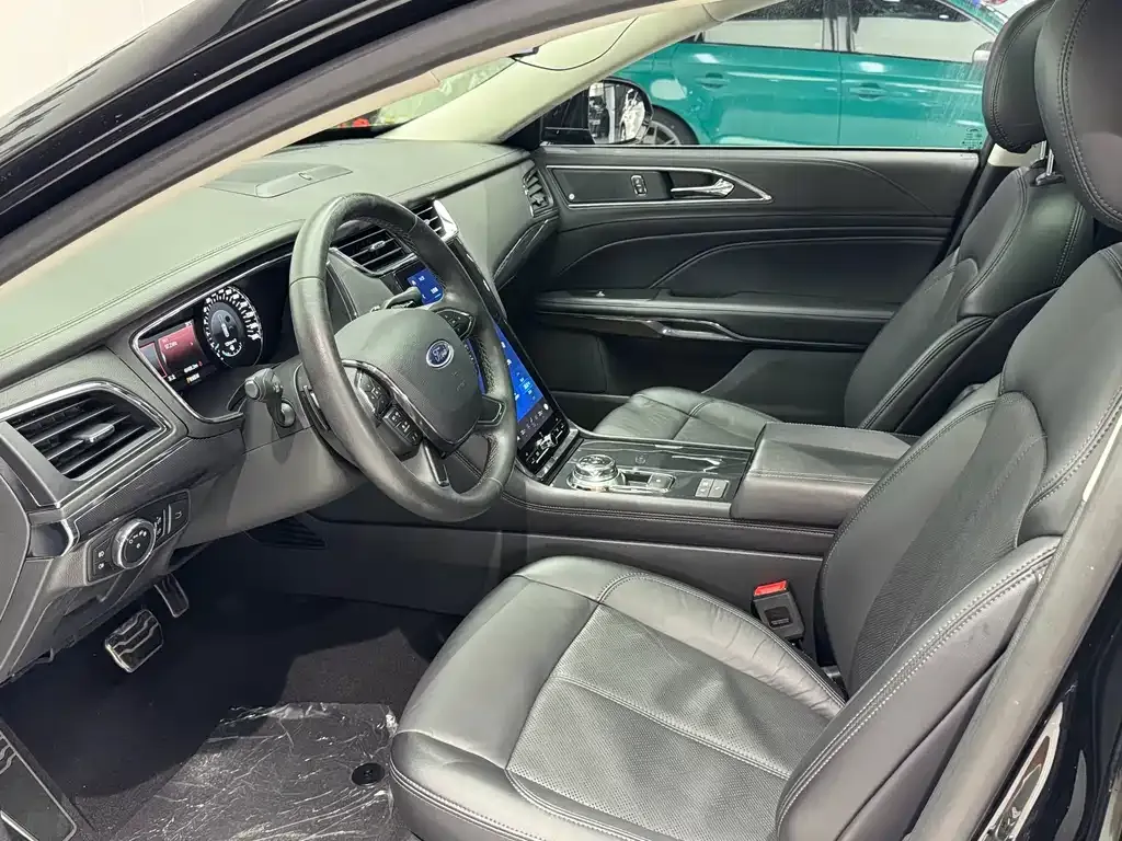 Ford Taurus 2021 из CN, фото 9