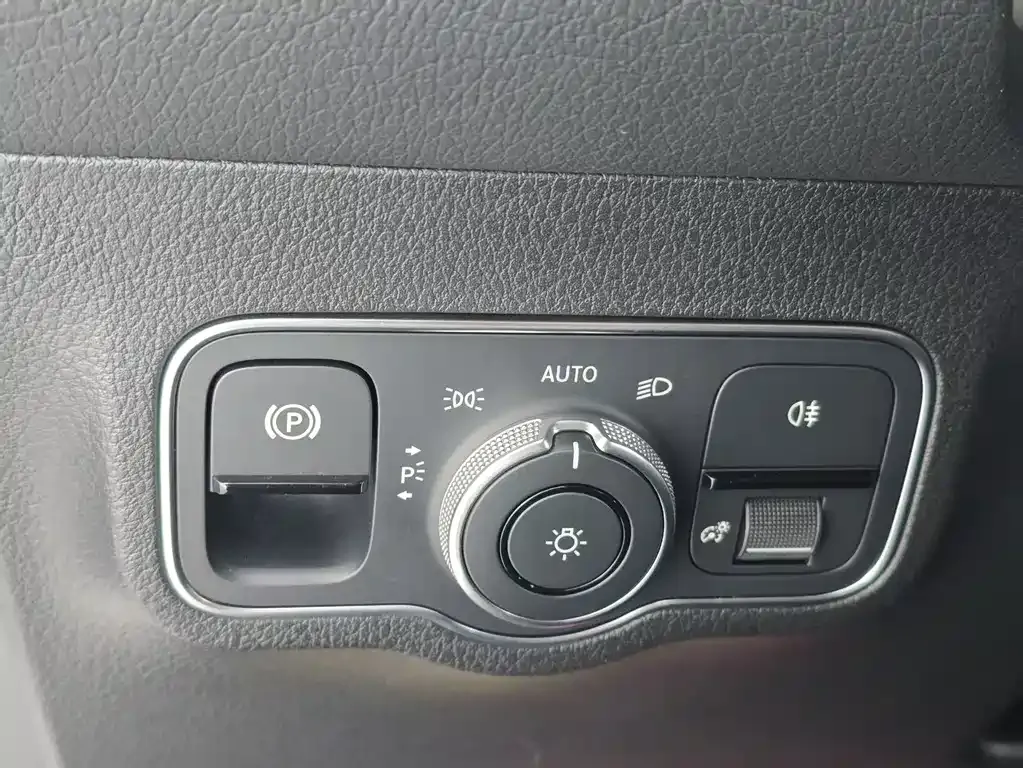 Mercedes-Benz GLB 2022 из CN, фото 6