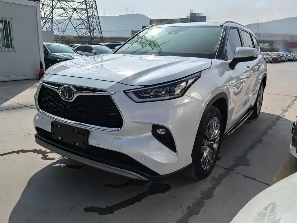 Toyota Highlander 2022 из CN, фото 1