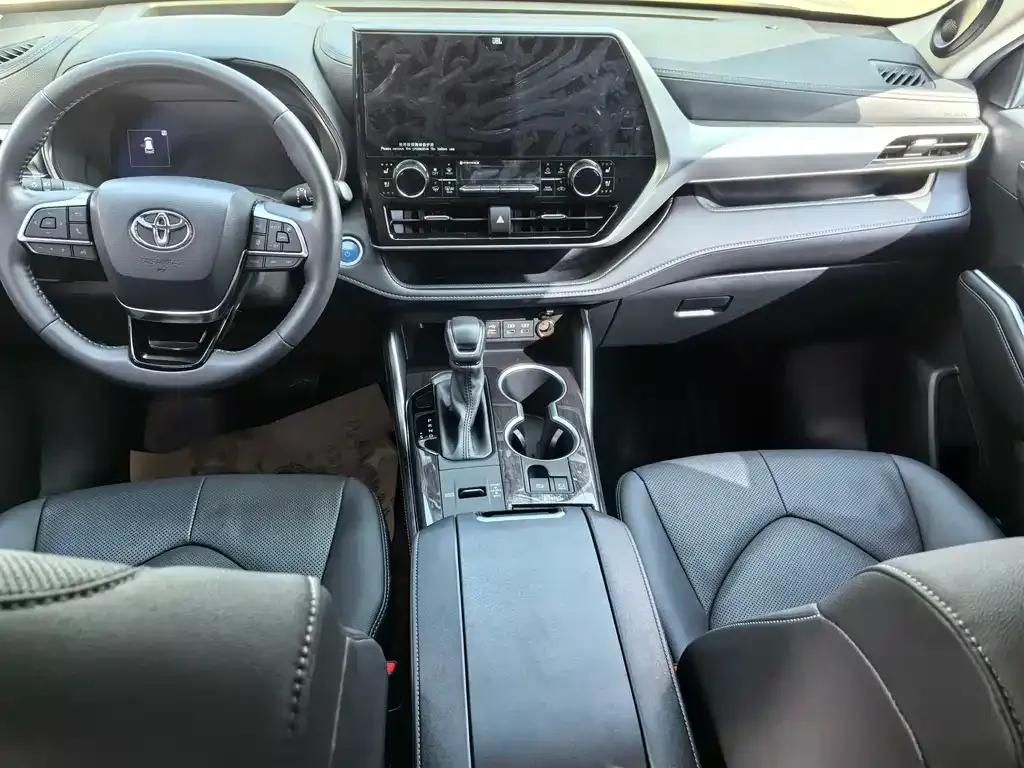 Toyota Highlander 2022 из CN, фото 8