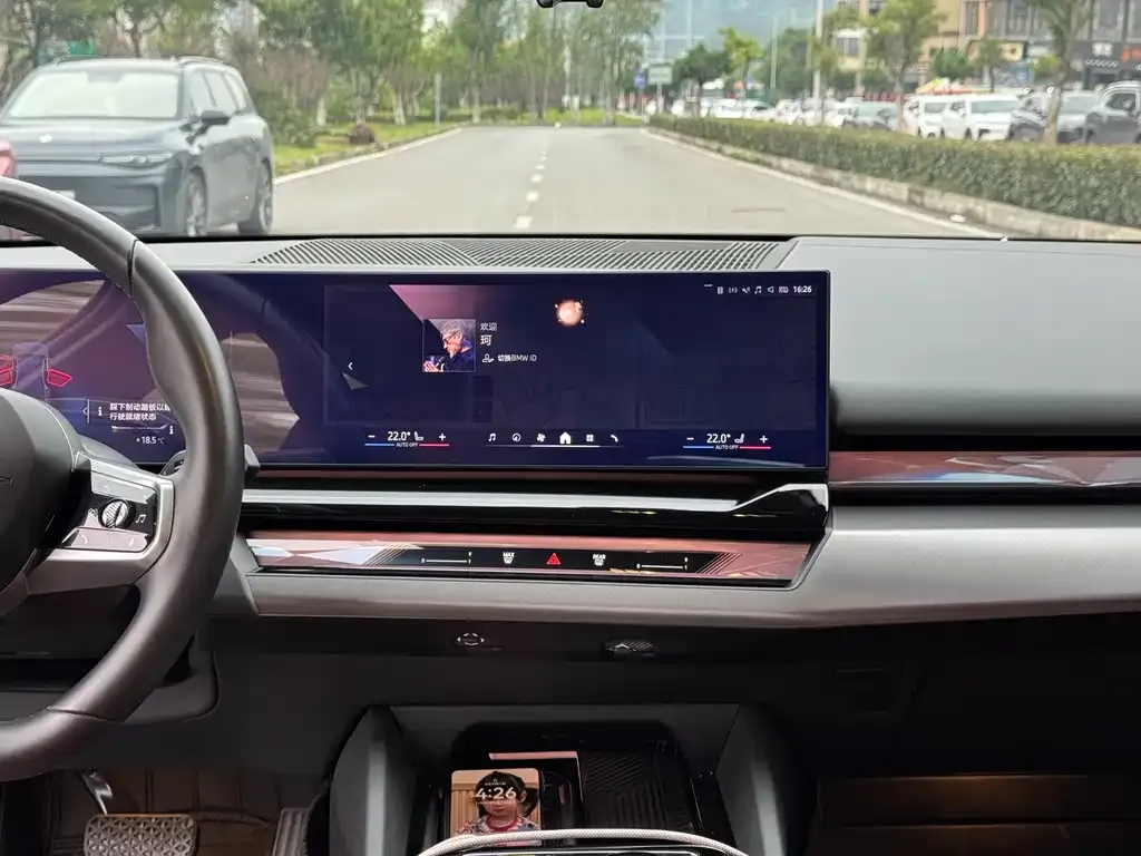 BMW i5 2024 из CN, фото 8