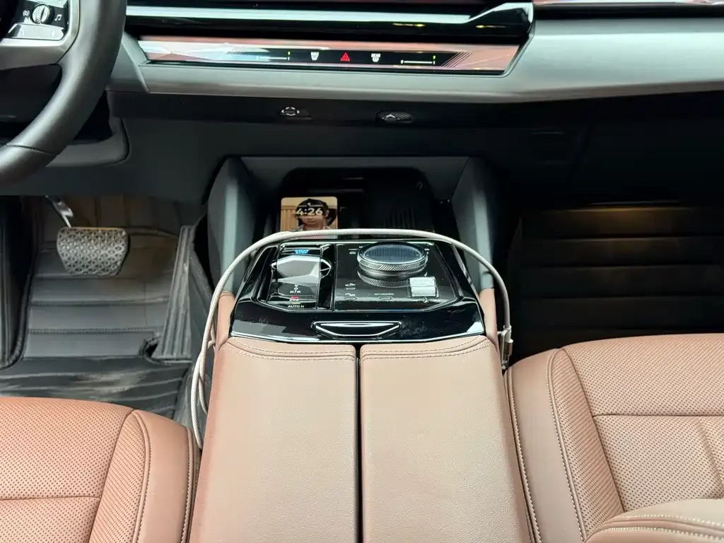 BMW i5 2024 из CN, фото 9