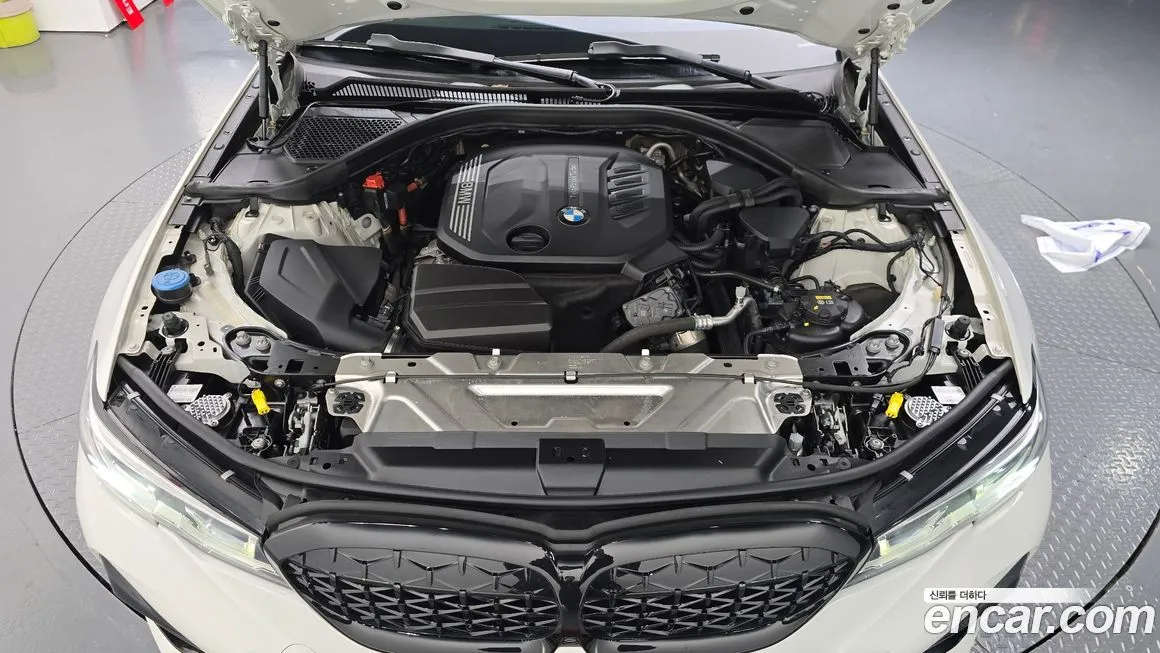 BMW 3-Series 2021 из KR, фото 6