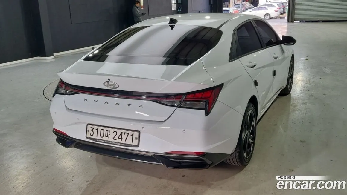 Hyundai AVANTE — фото 2