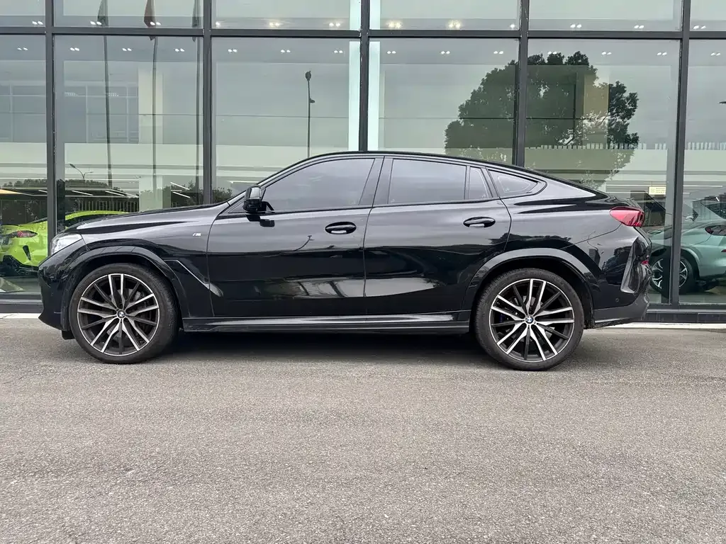 BMW X6 — фото 3