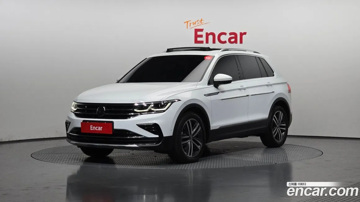 Volkswagen Tiguan — фото 1