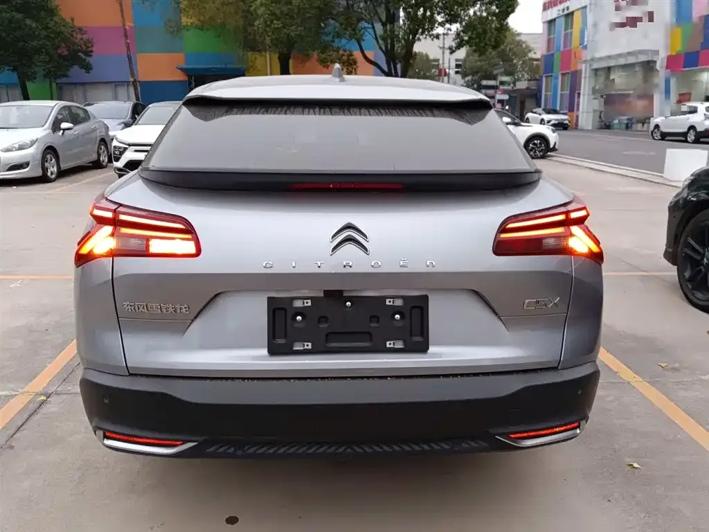 Citroen C5 X 2022 из CN, фото 6