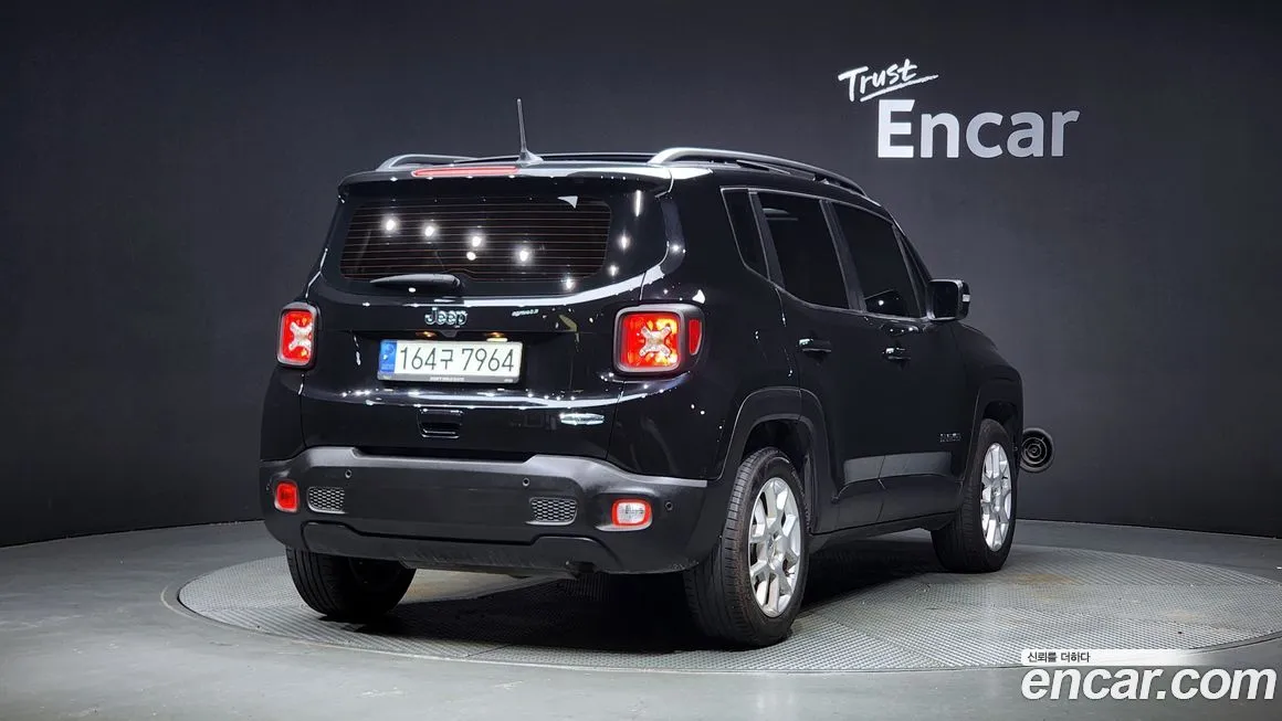 Jeep Renegade 2021 из KR, фото 2