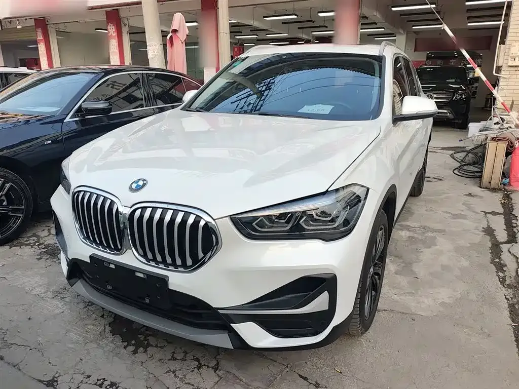 BMW X1 2021 из CN, фото 3