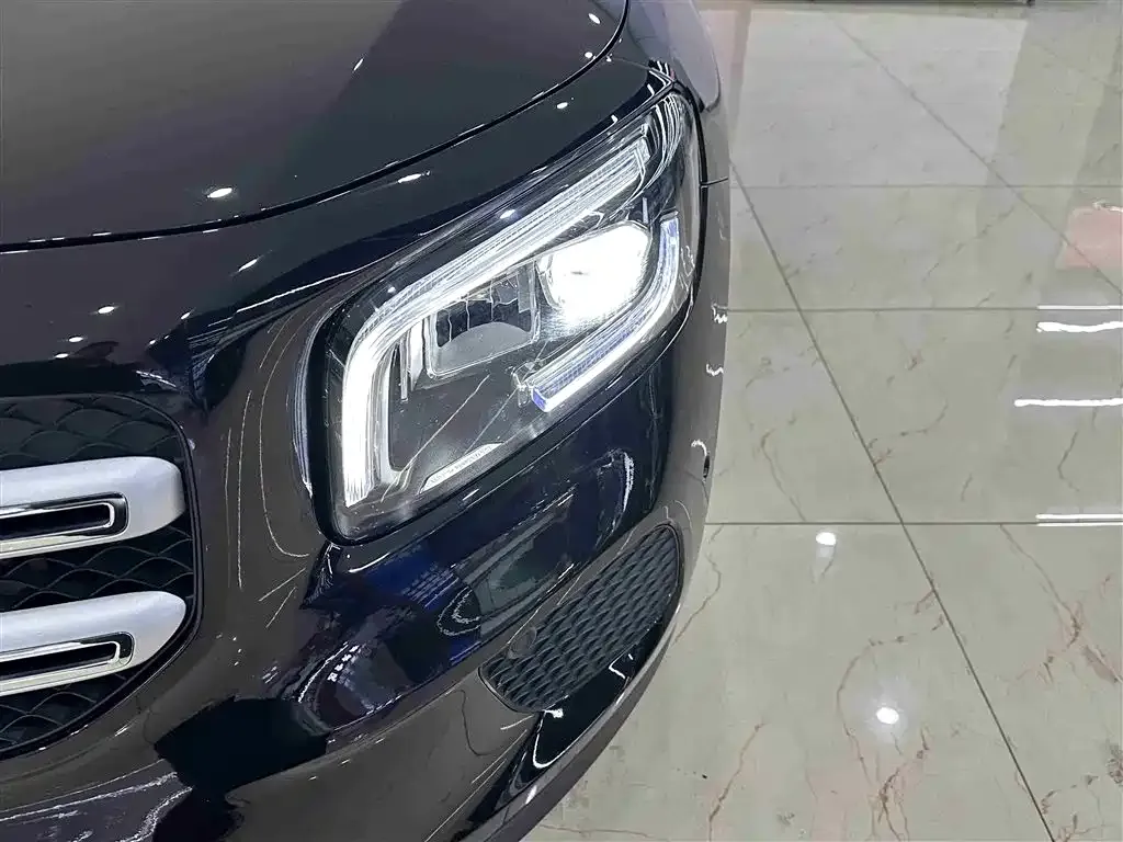 Mercedes-Benz GLB 2023 из CN, фото 7