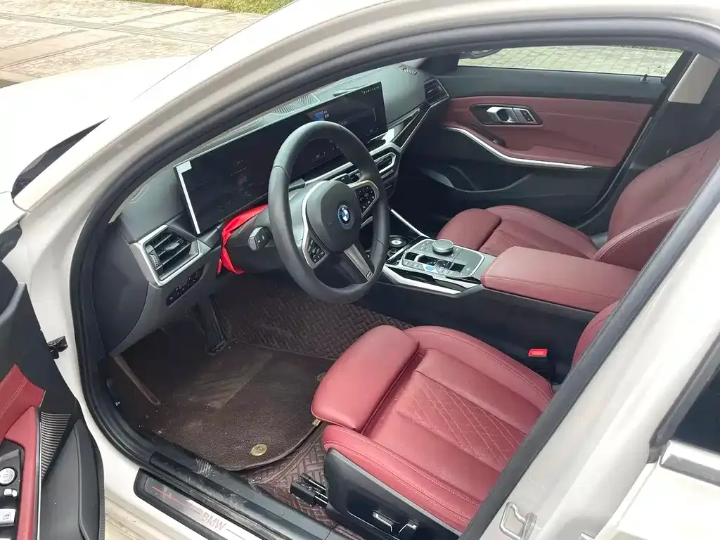 BMW i3 2024 из CN, фото 4