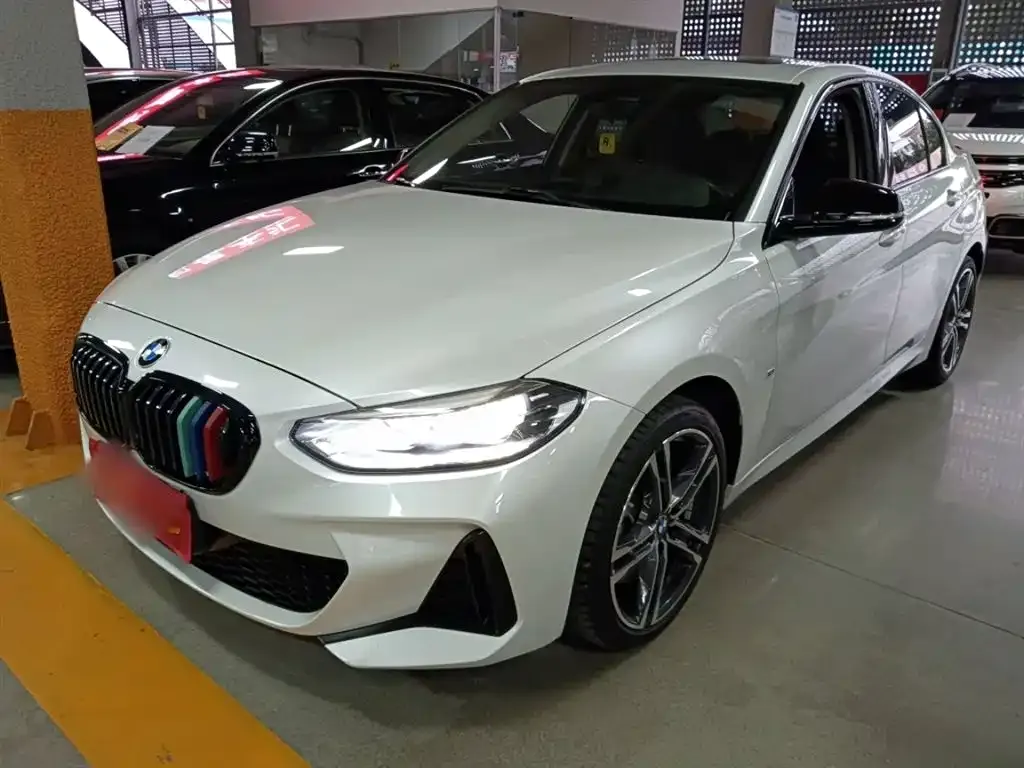 BMW 1 Series 2021 из CN, фото 2