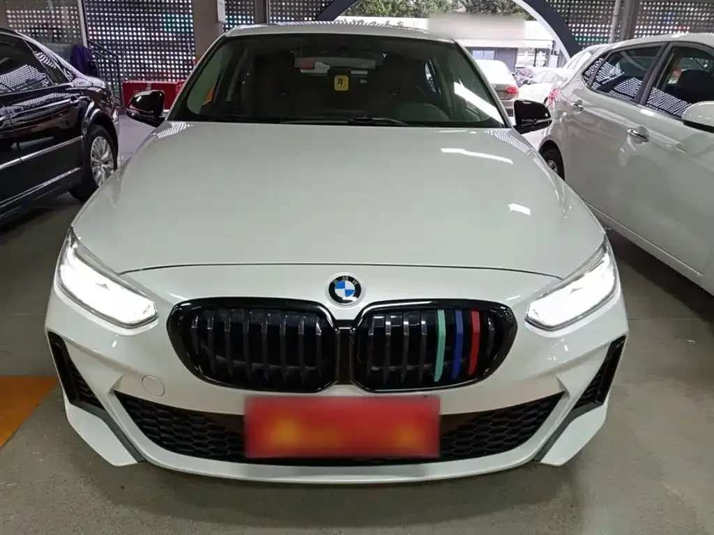 BMW 1 Series 2021 из CN, фото 3