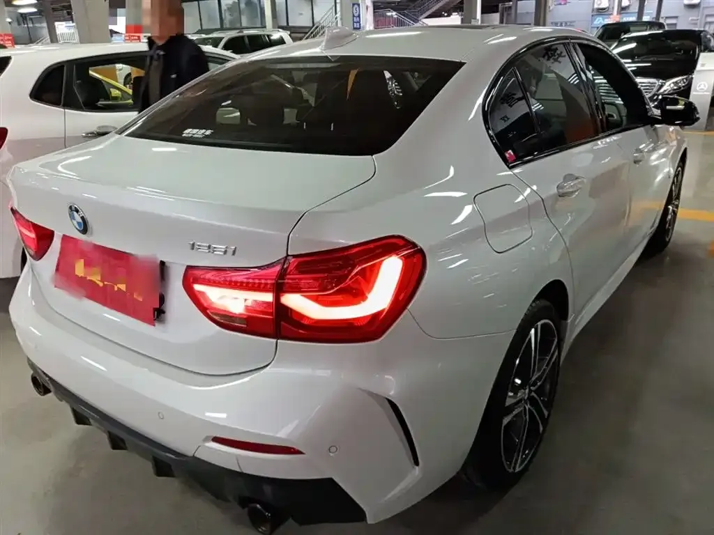 BMW 1 Series 2021 из CN, фото 7