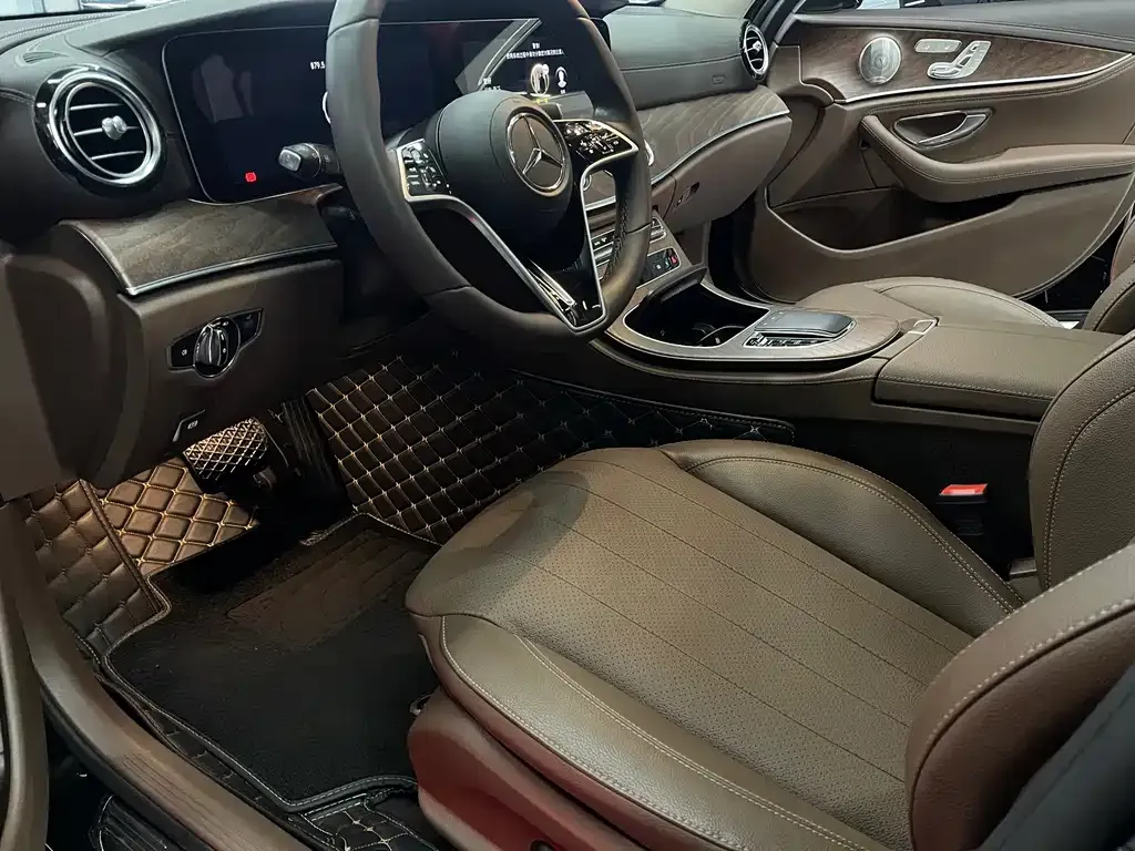 Mercedes-Benz E-Class 2023 из CN, фото 4