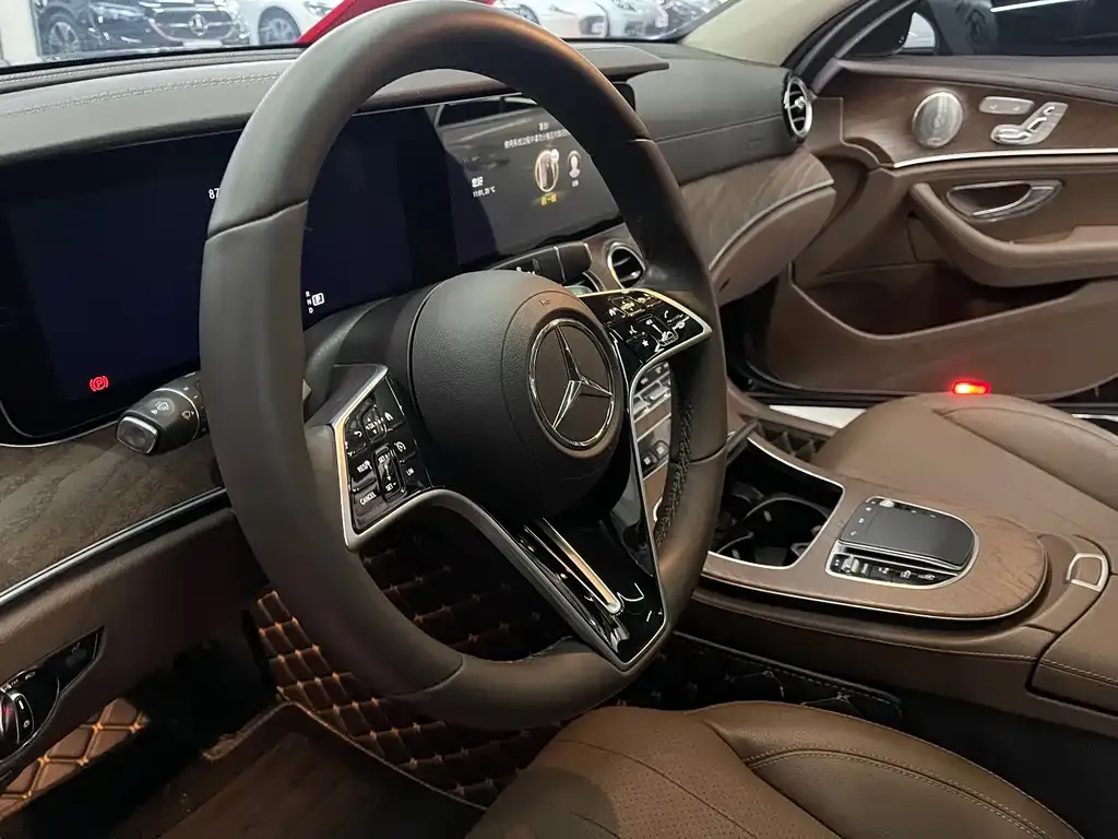 Mercedes-Benz E-Class 2023 из CN, фото 9