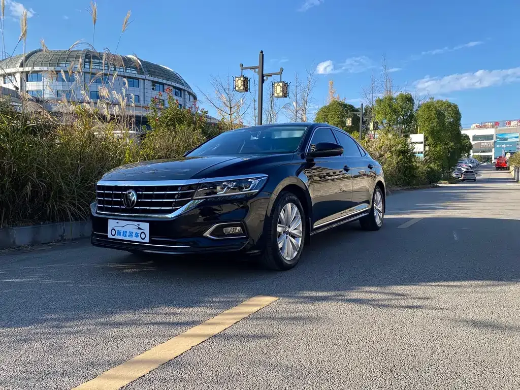 Volkswagen Passat 2021 из CN, фото 1