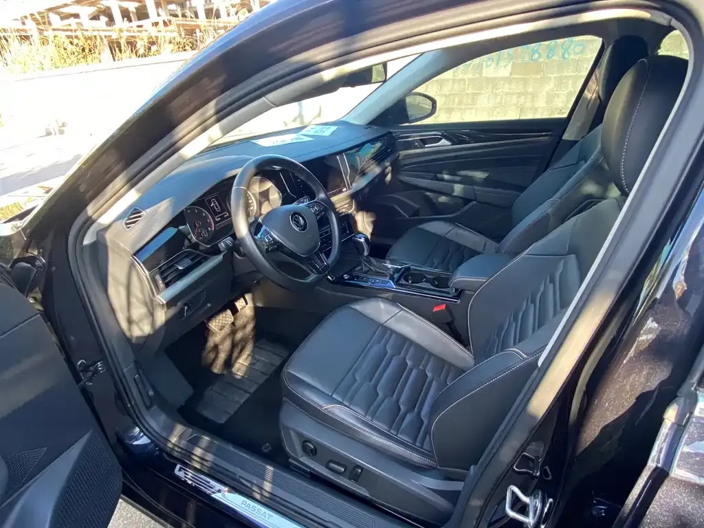 Volkswagen Passat 2021 из CN, фото 8