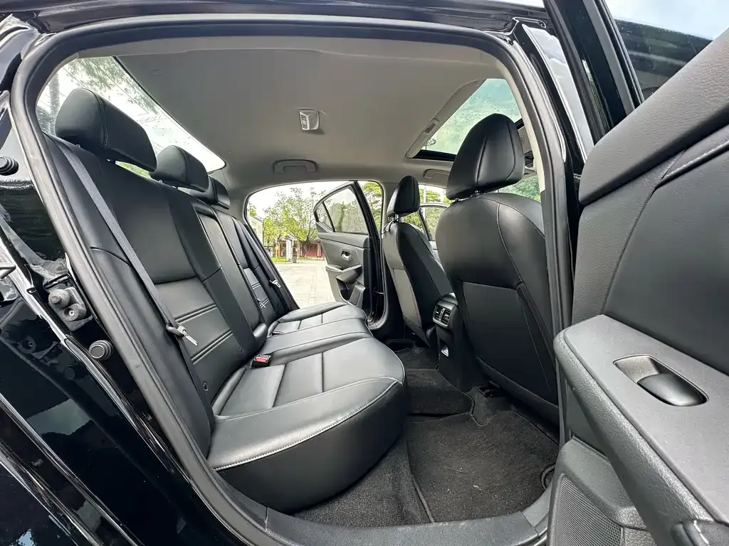 Nissan Sylphy 2022 из CN, фото 9