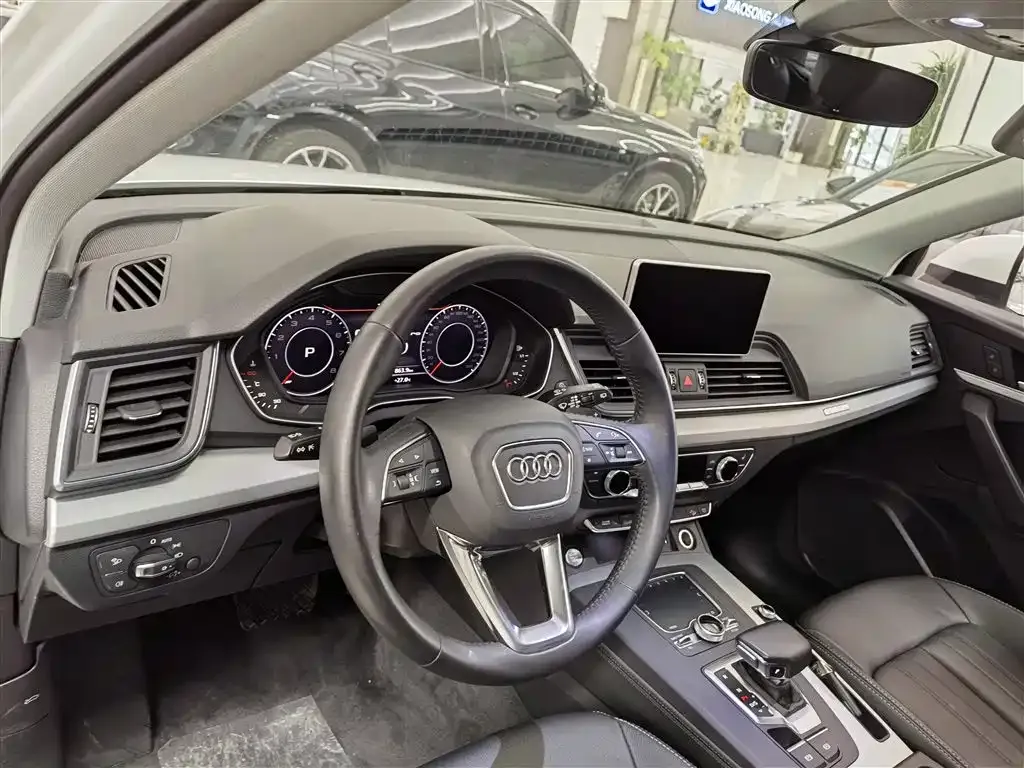 Audi Q5L 2021 из CN, фото 9