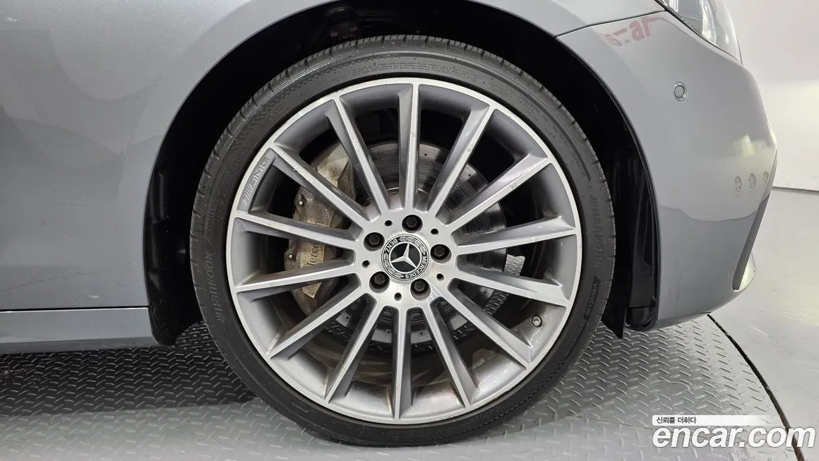 Mercedes-Benz E-Class 2021 из KR, фото 5