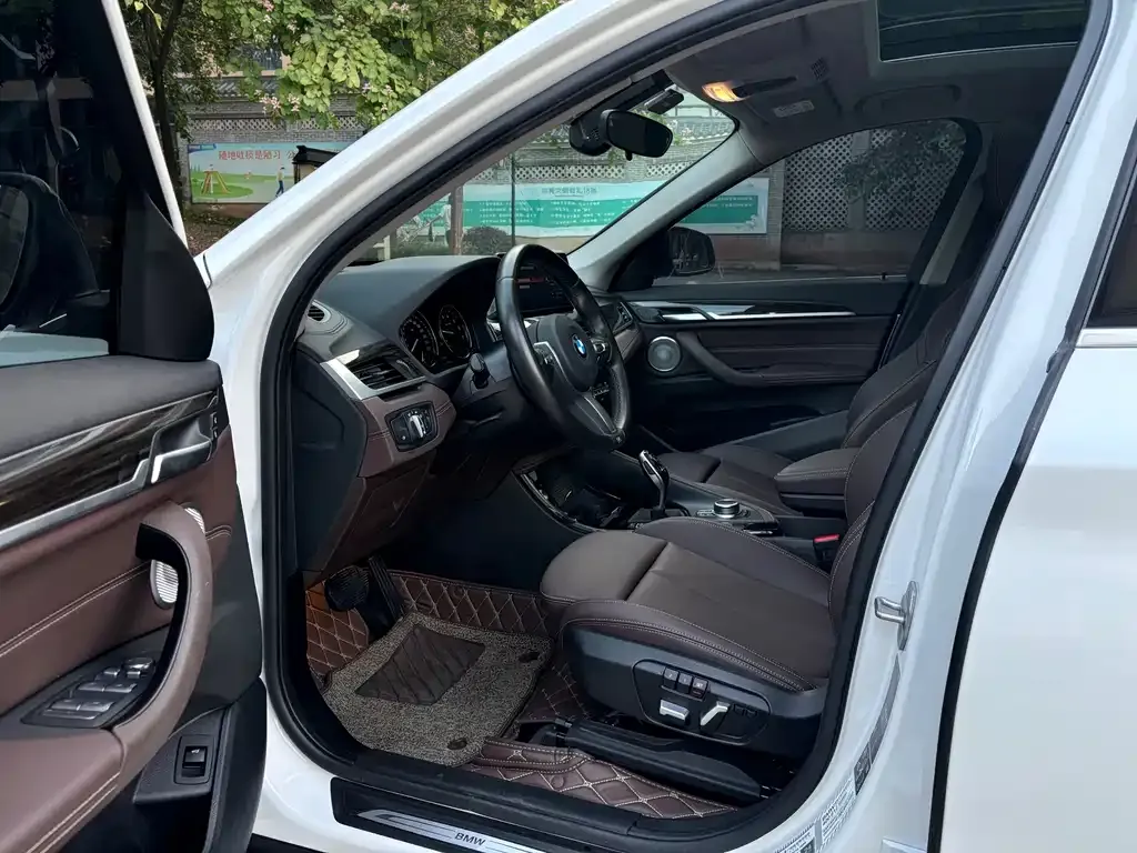BMW X1 2021 из CN, фото 4