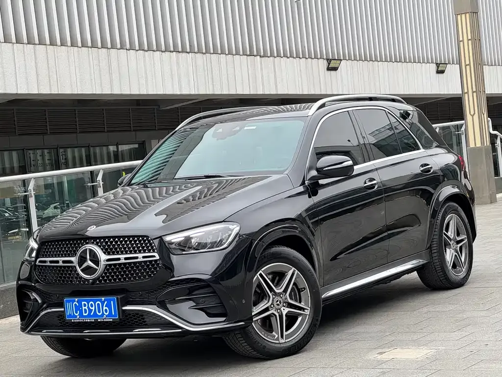 Mercedes-Benz GLE — фото 1