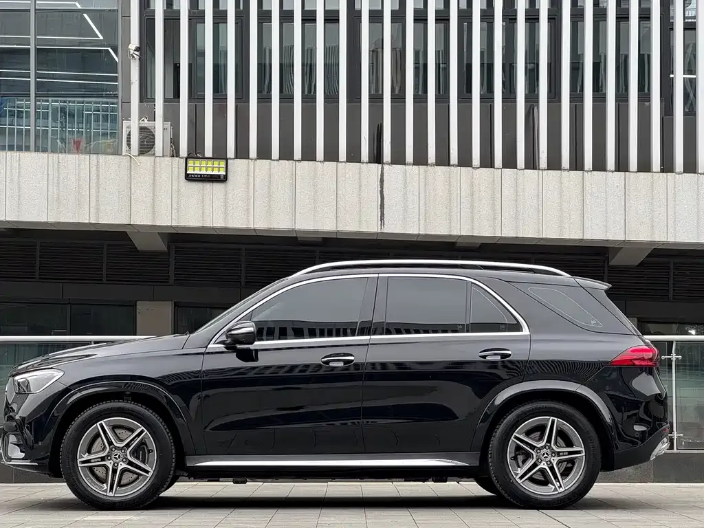 Mercedes-Benz GLE — фото 4