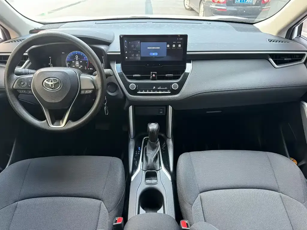 Toyota Frontlander 2024 из CN, фото 8