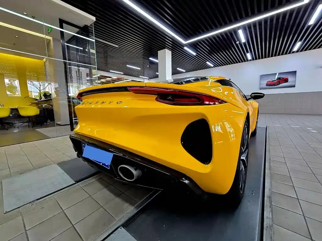Lotus Emira 2024 из CN, фото 7