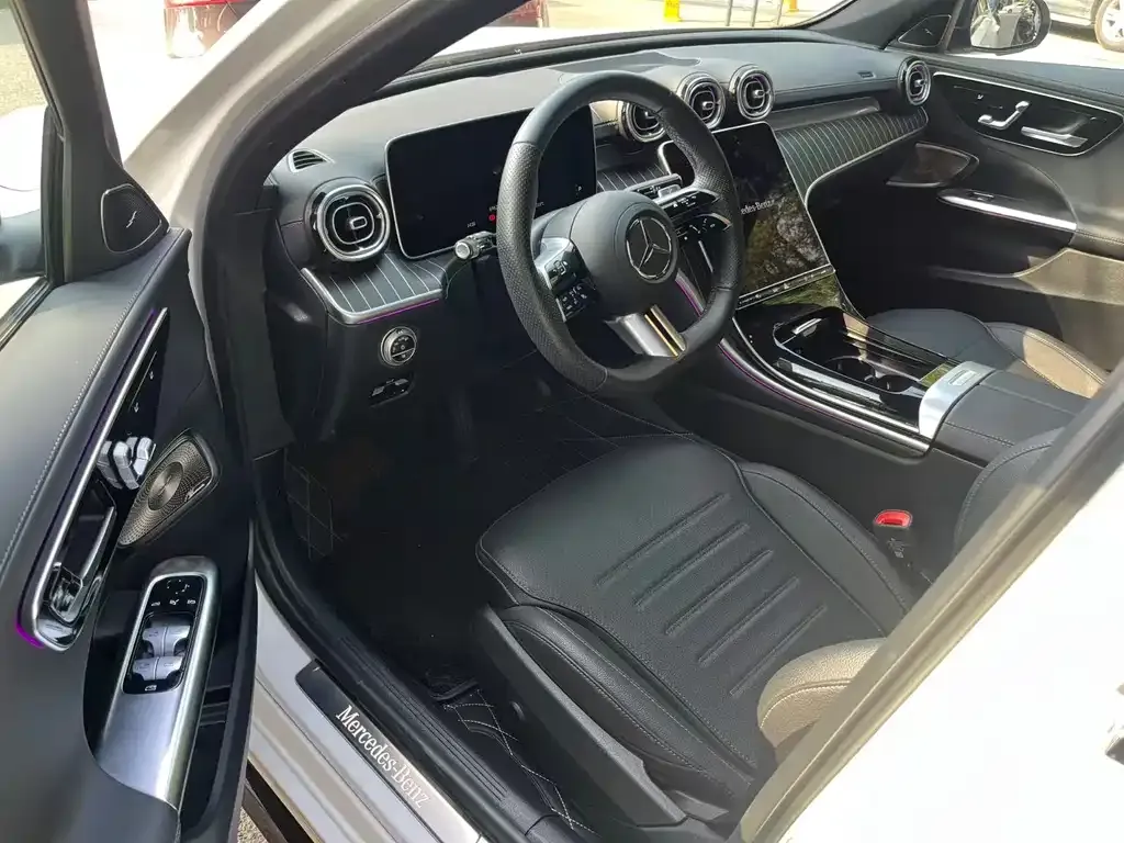 Mercedes-Benz C-Class 2024 из CN, фото 2