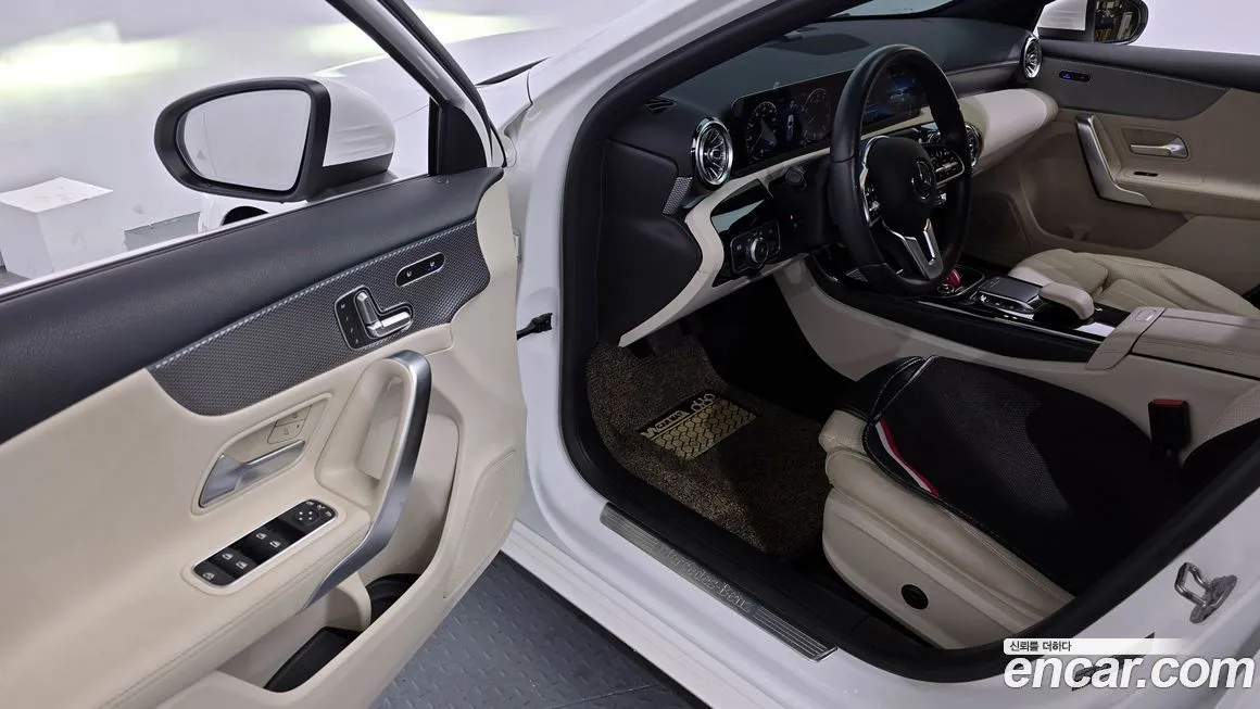 Mercedes-Benz A-Class — фото 10