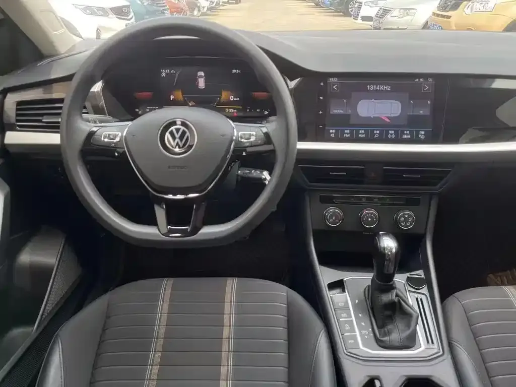 Volkswagen Lavida 2022 из CN, фото 5