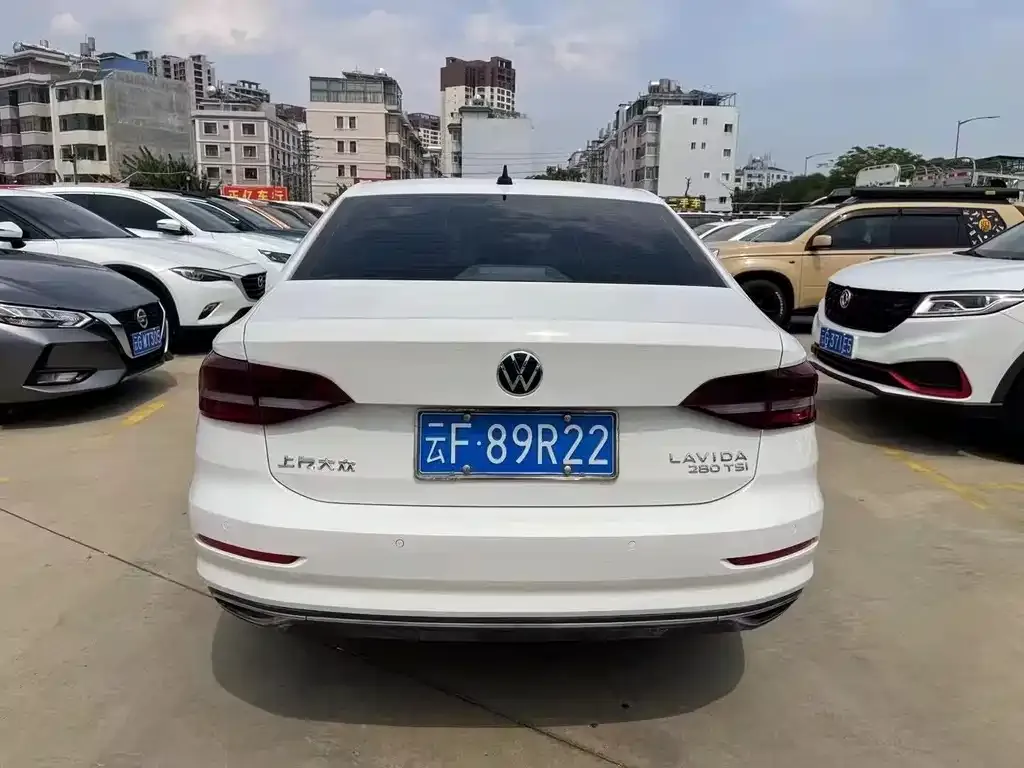 Volkswagen Lavida 2022 из CN, фото 8