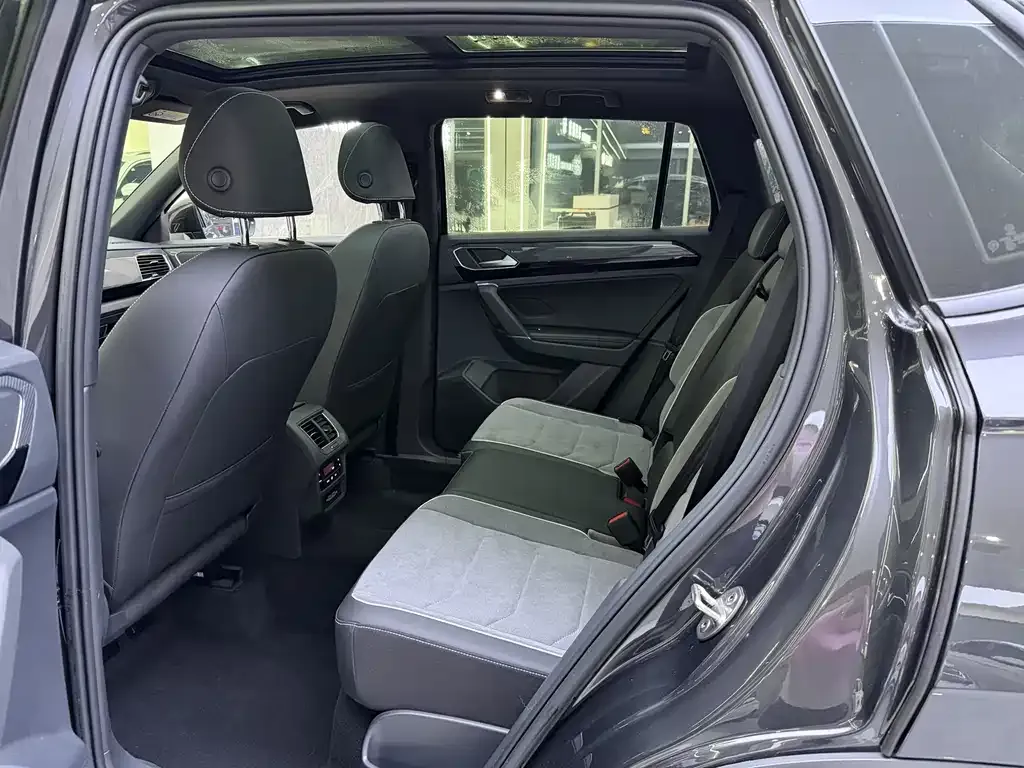 Volkswagen Tayron 2021 из CN, фото 7