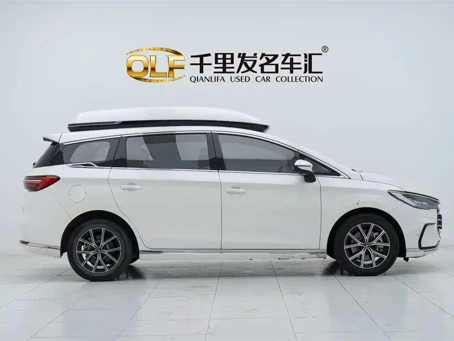 BYD MAX New Energy — фото 4