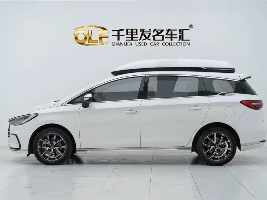 BYD MAX New Energy — фото 5