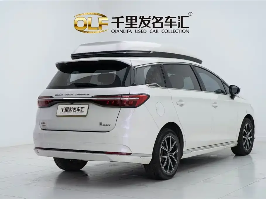 BYD MAX New Energy — фото 7