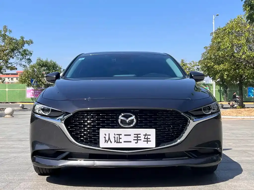 Mazda 3 Axela 2024 из CN, фото 2